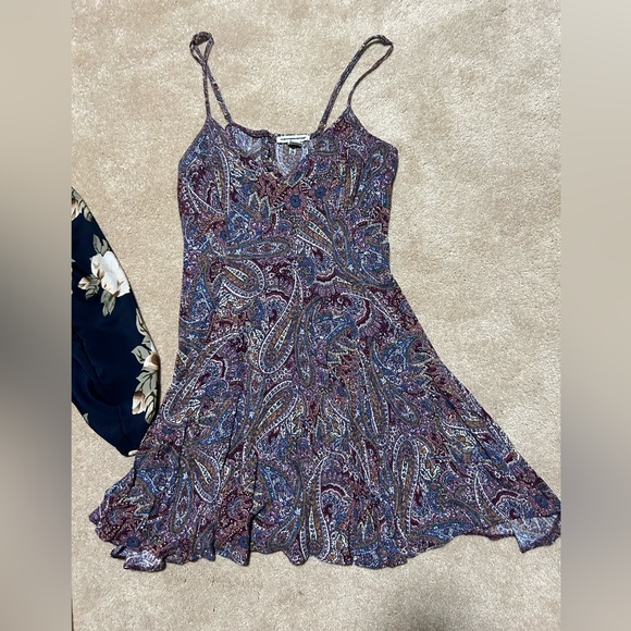 Dress Bundle - 4 dresses - Picture 6 of 7